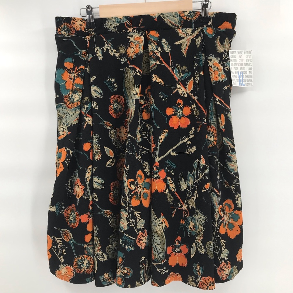 LULAROE Madison black floral print Sz XL NWT